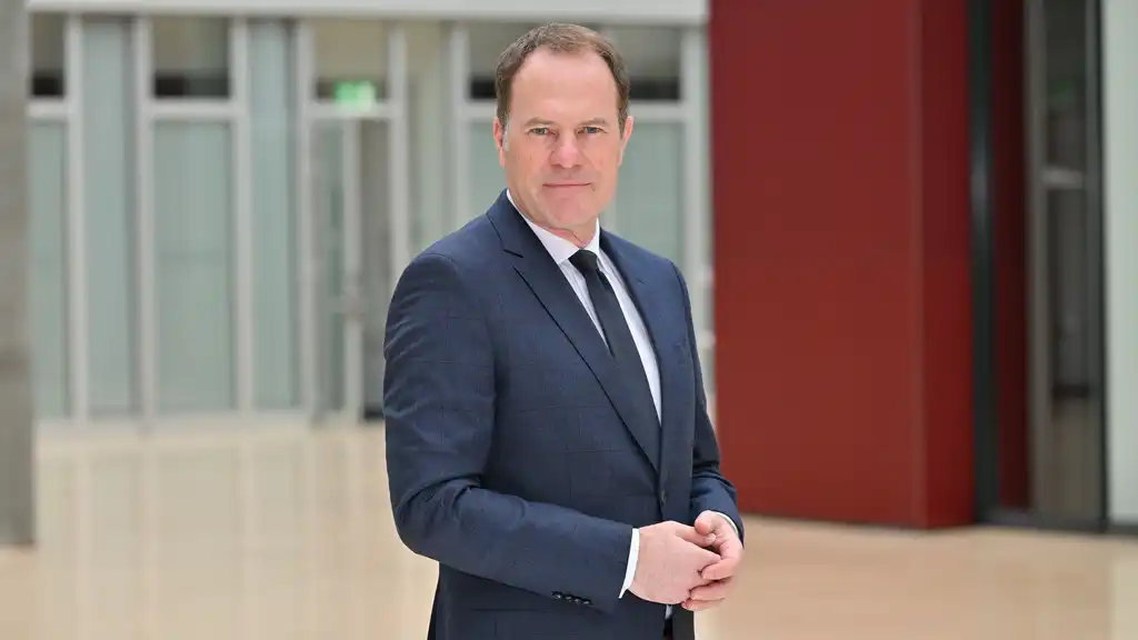 Dr. Stephan Keller